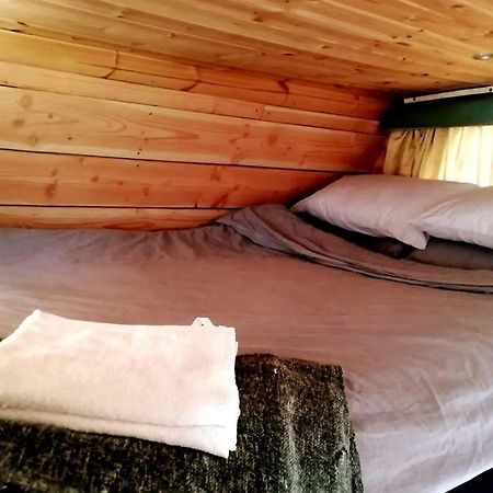 Truck & Pod Creative Nature Retreat. Bantry Bagian luar foto
