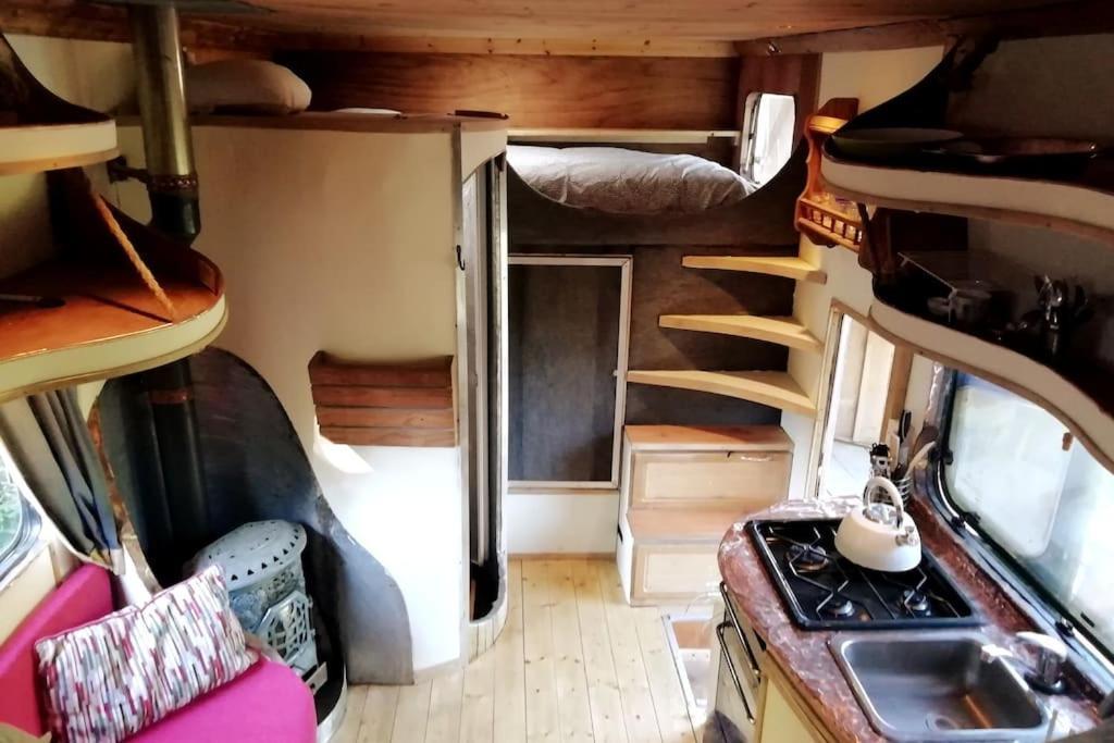 Truck & Pod Creative Nature Retreat. Bantry Bagian luar foto